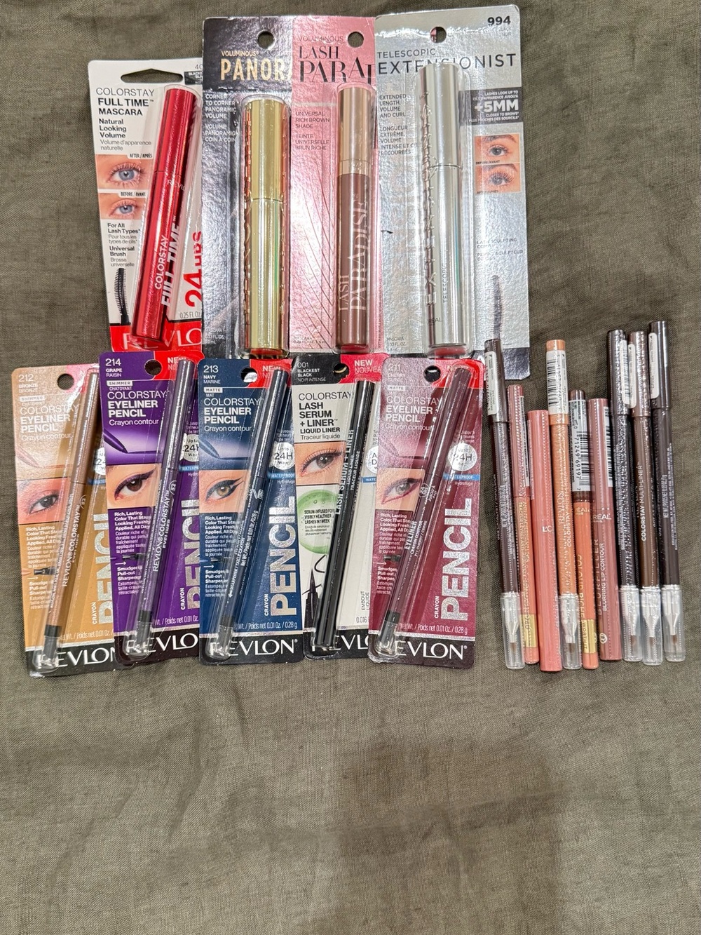 Revlon Assorted Eye Makeup Lot — Mascaras, Eyeliners & Pencils